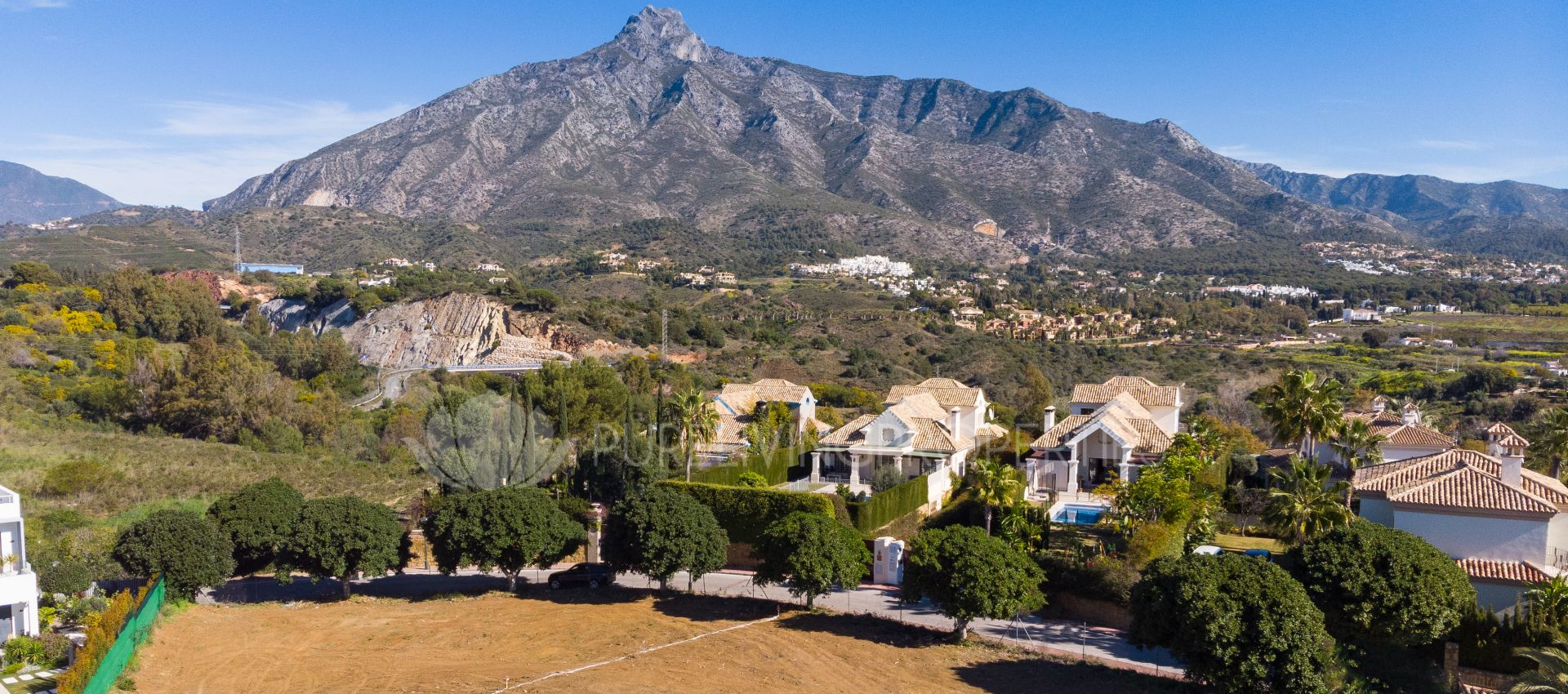 Las Lomas Del Marbella Club Guidebook